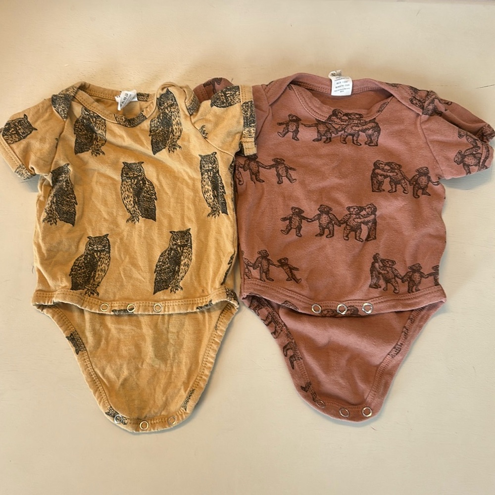 Kate Quinn Organic Cotton Bodysuit Bundle | NB